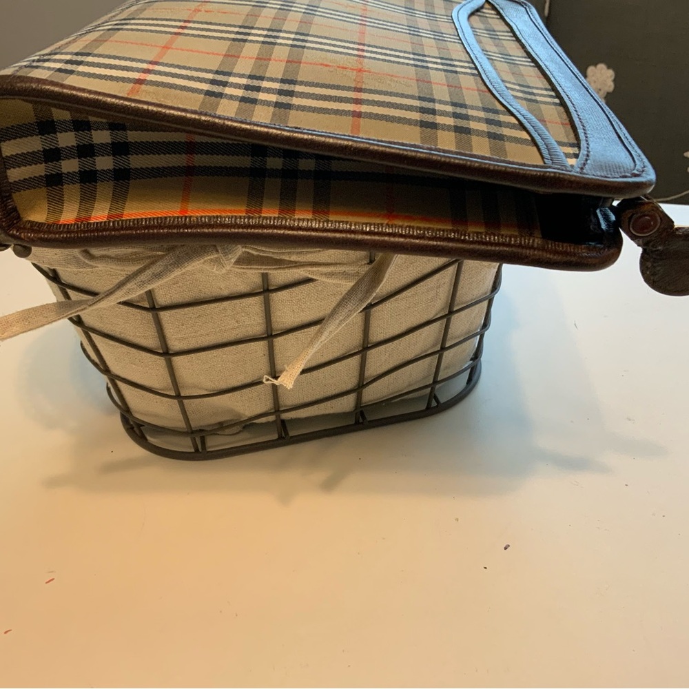 Burberry Tan Plaid Clutch Bag - Picture 6 of 11